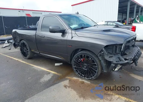 2016 Ram 1500 Sport из США, поврежденный, VIN 3C6JR6CT7GG174387
